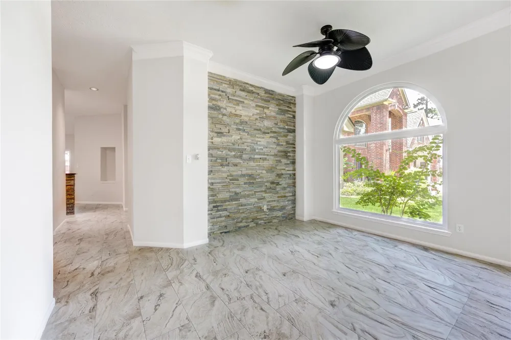 15831 Laurel Cove Cove Tomball, TX 77377