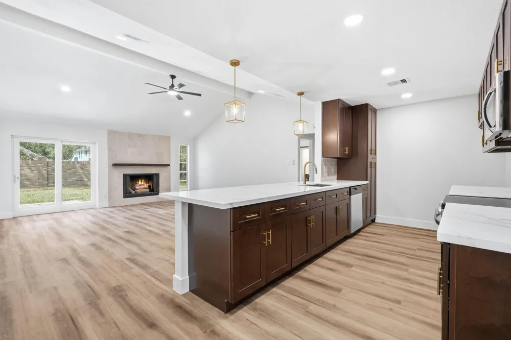 2623 Coopers Post Lane Sugar Land, TX 77478