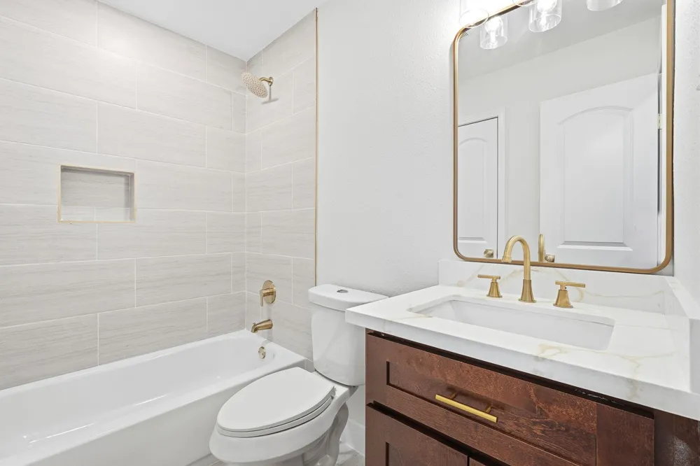 2623 Coopers Post Lane Sugar Land, TX 77478