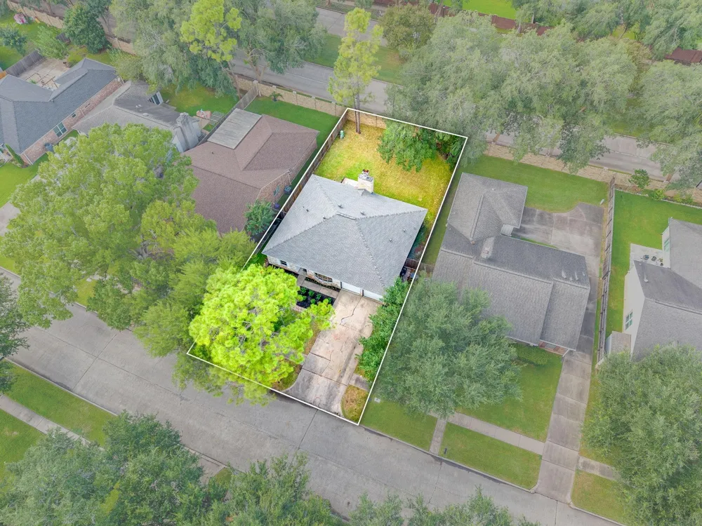 2623 Coopers Post Lane Sugar Land, TX 77478