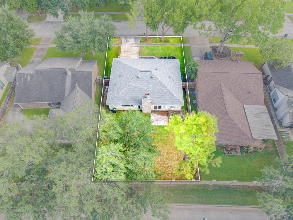 2623 Coopers Post Lane Sugar Land, TX 77478