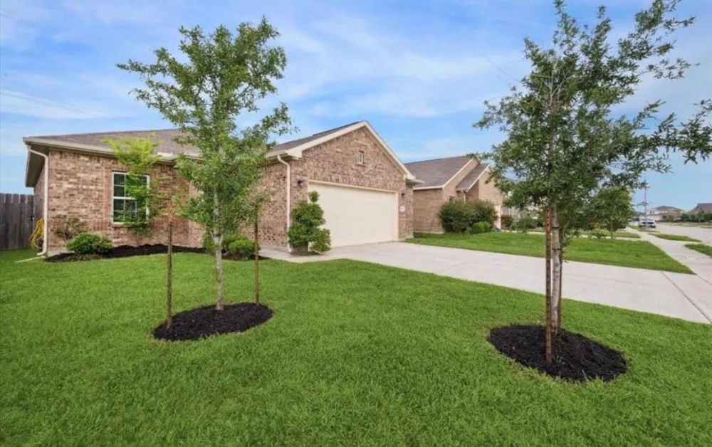 8711 Willet Street Baytown, TX 77521