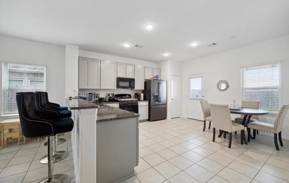 8711 Willet Street Baytown, TX 77521