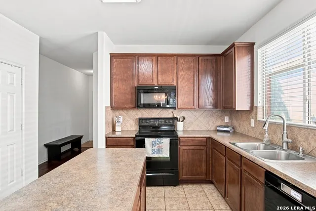 27234 RIO PASS Boerne, TX 78015