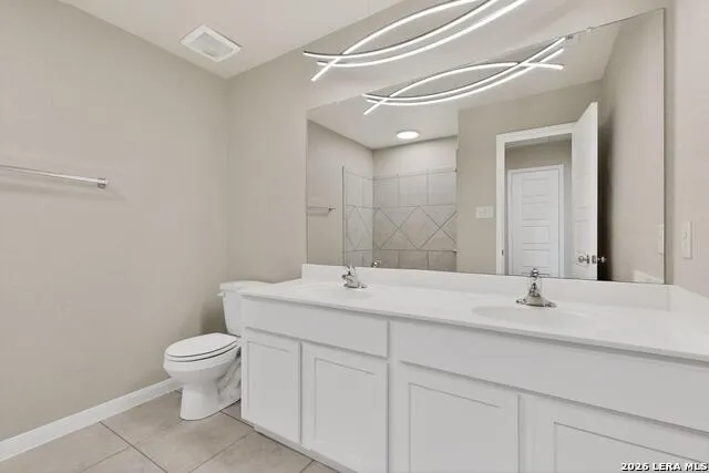 1141 AMBER LK Seguin, TX 78155