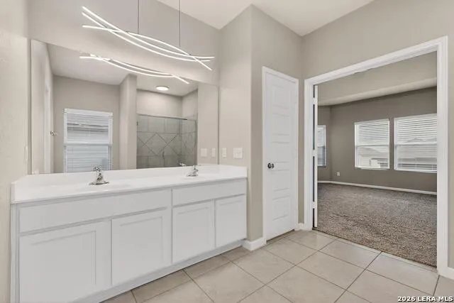 1141 AMBER LK Seguin, TX 78155