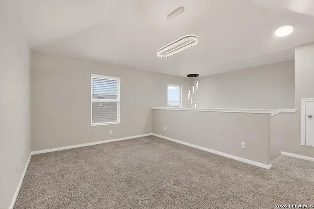 1141 AMBER LK Seguin, TX 78155