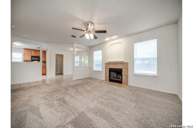 415 Diana Converse, TX 78109
