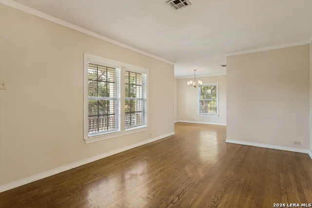 313 LILAC LN Terrell Hills, TX 78209