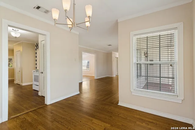 313 LILAC LN Terrell Hills, TX 78209