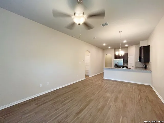 5435 Devils Gate Unit 2 Converse, TX 78109