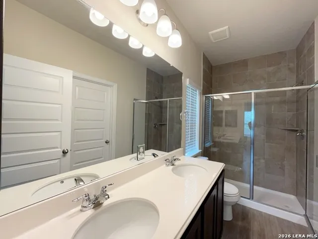 5435 Devils Gate Unit 2 Converse, TX 78109