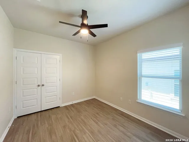 5435 Devils Gate Unit 2 Converse, TX 78109