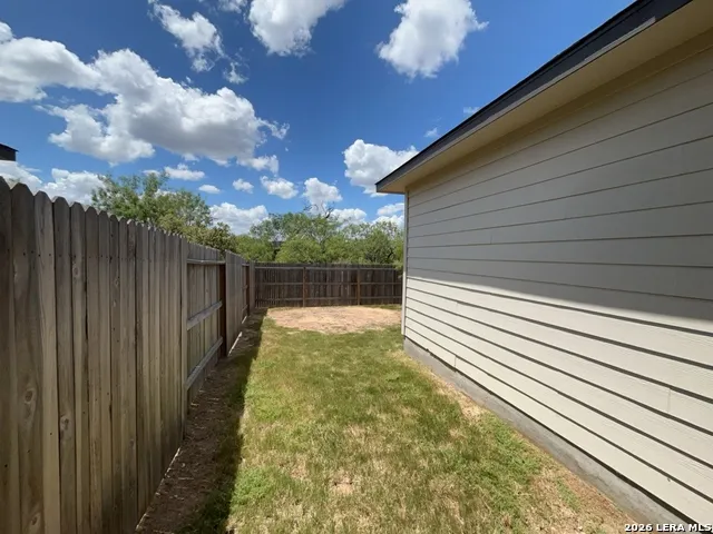 5435 Devils Gate Unit 2 Converse, TX 78109