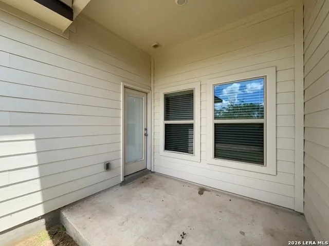 5435 Devils Gate Unit 2 Converse, TX 78109