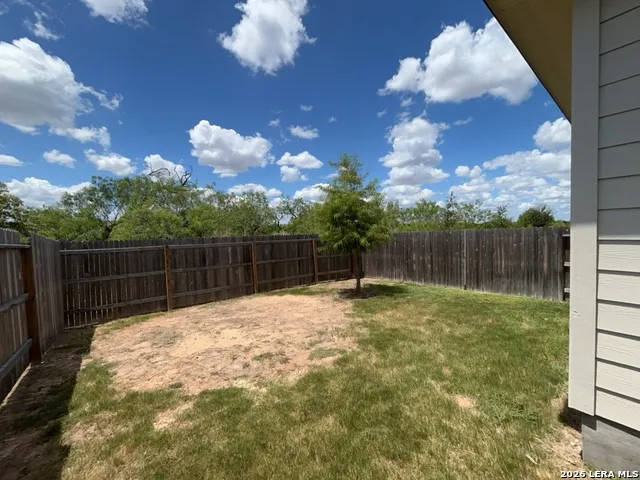 5435 Devils Gate Unit 2 Converse, TX 78109