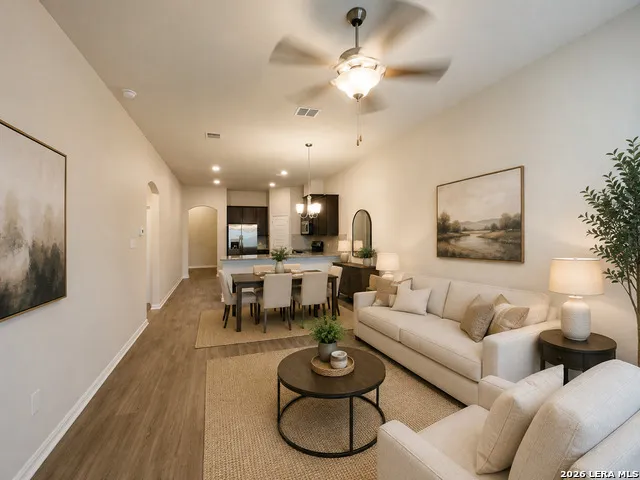 5435 Devils Gate Unit 2 Converse, TX 78109