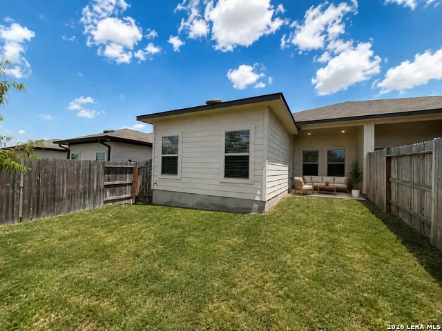 5435 Devils Gate Unit 2 Converse, TX 78109
