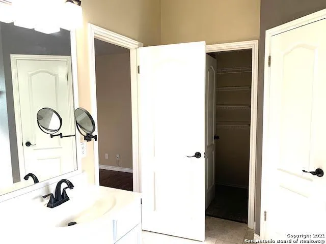 2546 WOODLAND VILLAGE PL Schertz, TX 78154