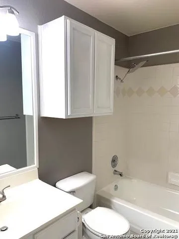 2546 WOODLAND VILLAGE PL Schertz, TX 78154