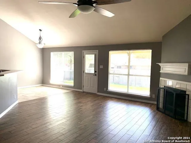 2546 WOODLAND VILLAGE PL Schertz, TX 78154