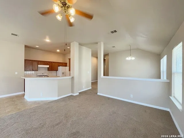 8526 Rita Blanca Converse, TX 78109