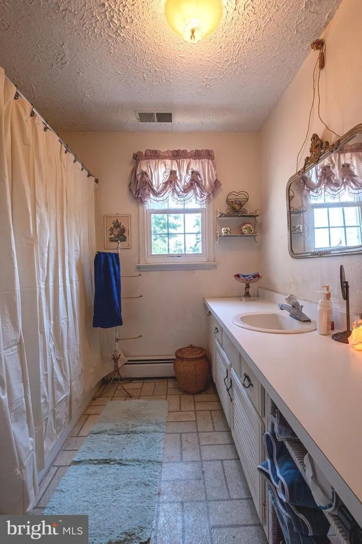 13922 RIVER ROAD Newburg, MD 20664