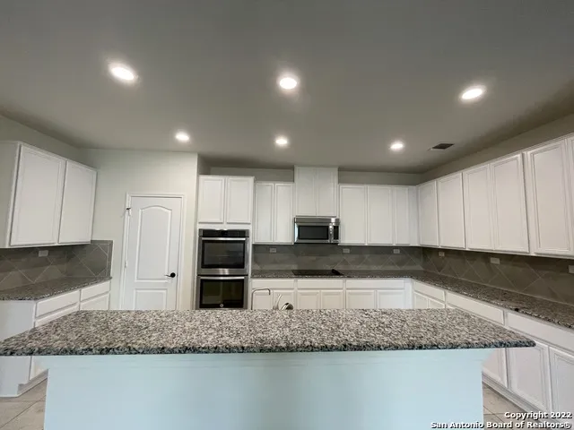 20228 JOVE OAK San Antonio, TX 78259