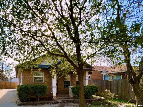 934 ARBOR PL