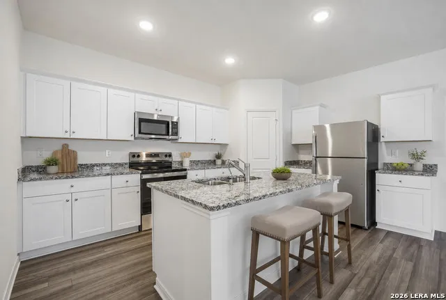 7536 Corral Summit San Antonio, TX 78253
