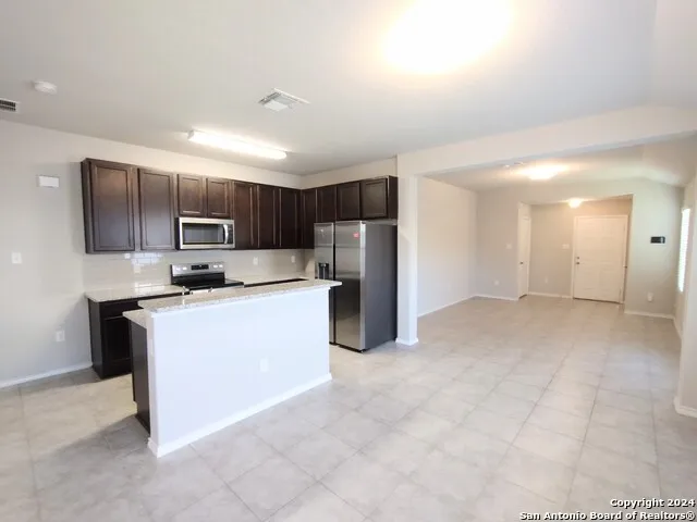 2024 CASSIOPEIA BND San Antonio, TX 78245