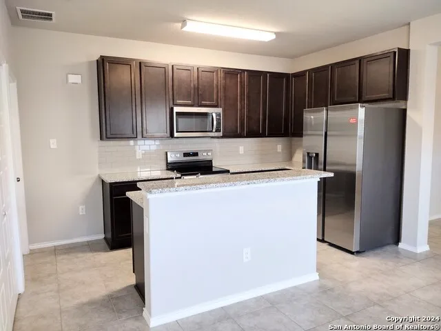 2024 CASSIOPEIA BND San Antonio, TX 78245