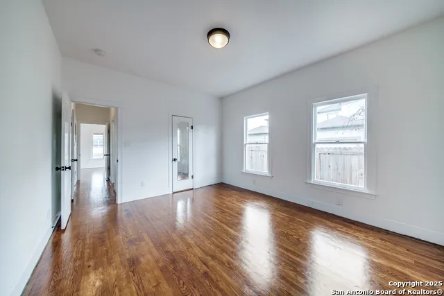 322 E Locust San Antonio, TX 78212