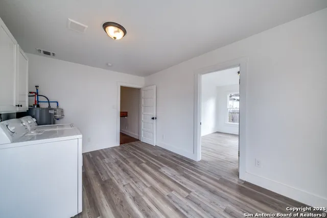 322 E Locust San Antonio, TX 78212