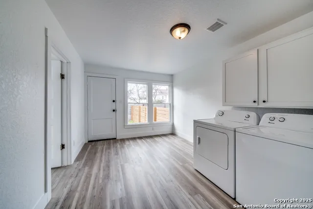 322 E Locust San Antonio, TX 78212