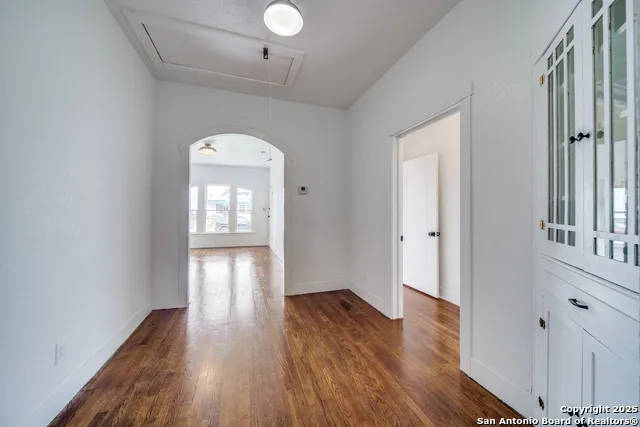 322 E Locust San Antonio, TX 78212