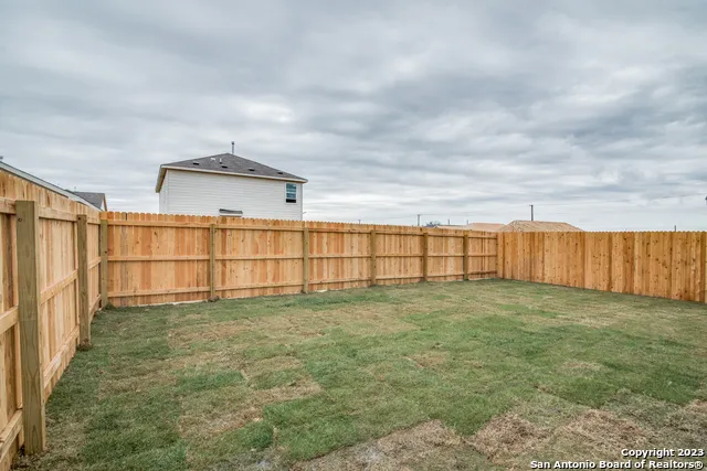 2406 Double Oak Dr New Braunfels, TX 78130