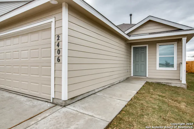 2406 Double Oak Dr New Braunfels, TX 78130
