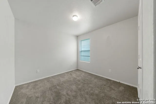 5914 SUNSHINE SMT Converse, TX 78109