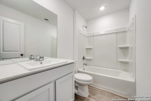 3704 Millbrook Way San Antonio, TX 78245