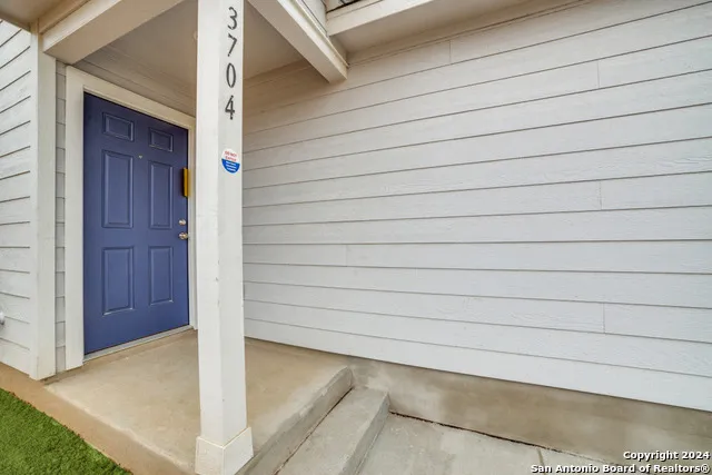 3704 Millbrook Way San Antonio, TX 78245