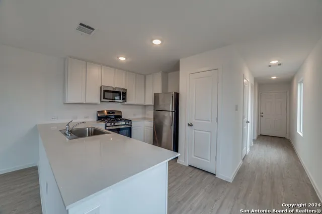 3704 Millbrook Way San Antonio, TX 78245