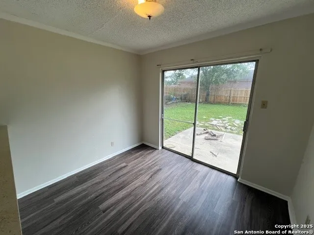402 MICHELLE DR Converse, TX 78109