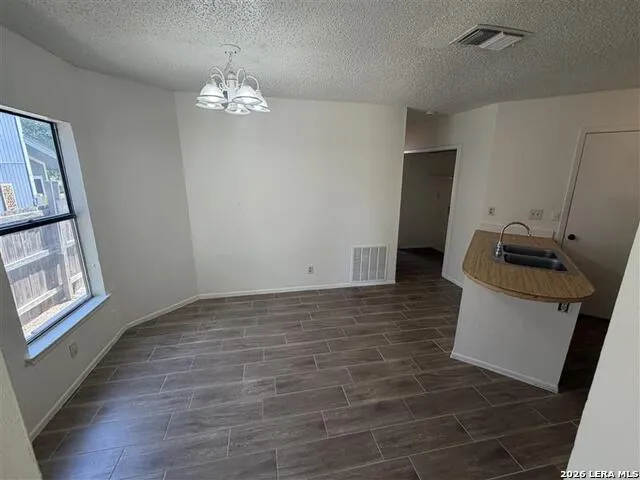 9631 BRATTON DR San Antonio, TX 78245