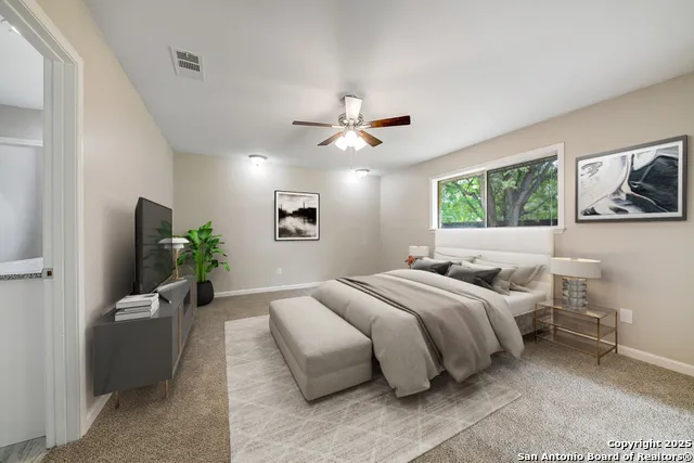 627 SUMMERWOOD DR New Braunfels, TX 78130