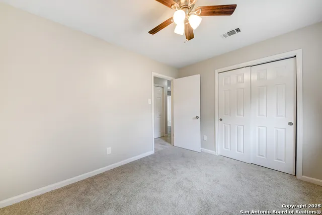 627 SUMMERWOOD DR New Braunfels, TX 78130