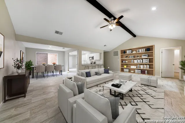 627 SUMMERWOOD DR New Braunfels, TX 78130