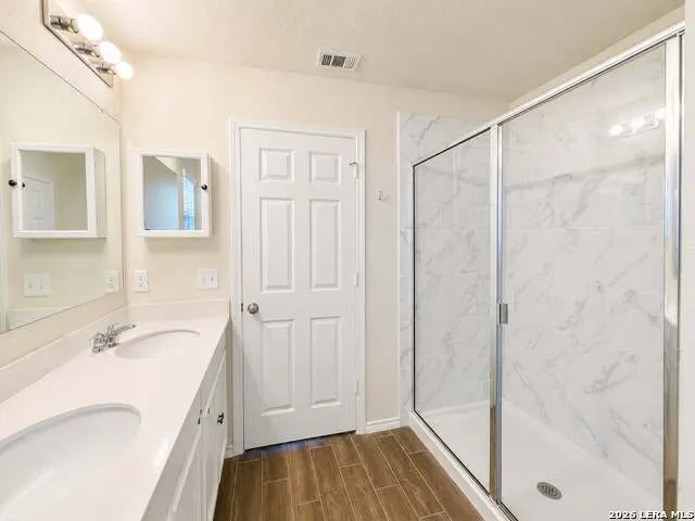 7807 COTTONWOOD RDG Boerne, TX 78015