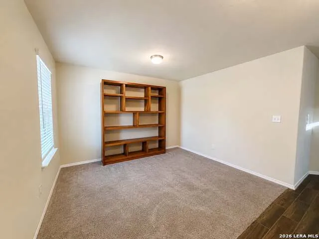7807 COTTONWOOD RDG Boerne, TX 78015