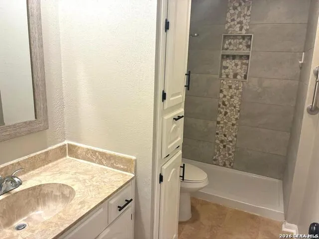 11843 Braesview Unit 701 San Antonio, TX 78213